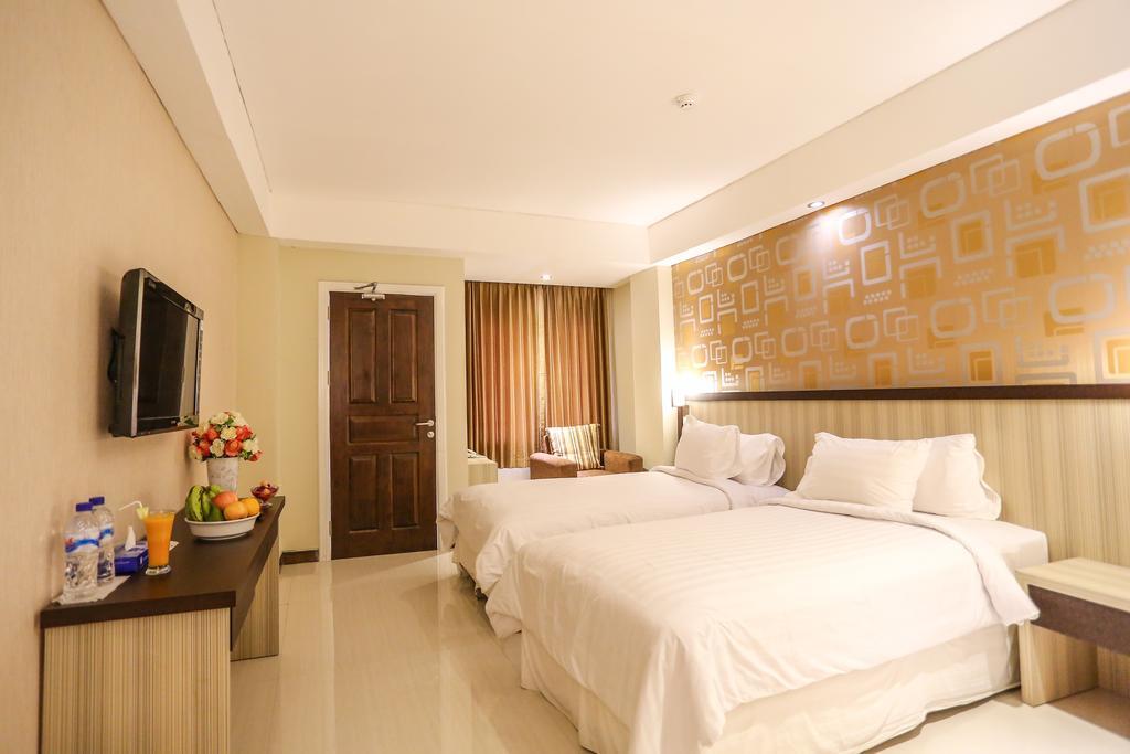 Sylvia Hotel Premier Kupang Купанг Номер фото